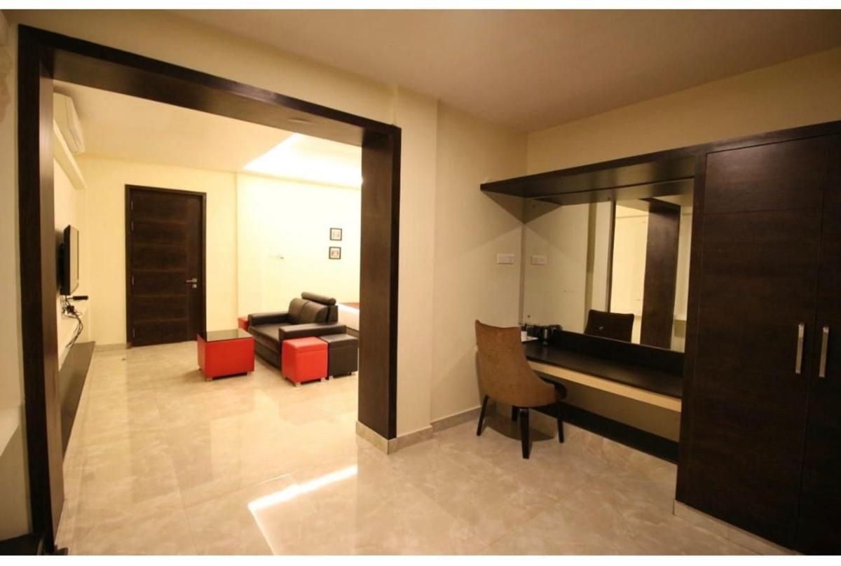 The Butterfly Luxury Serviced Apartments Visakhapatnam Exterior photo