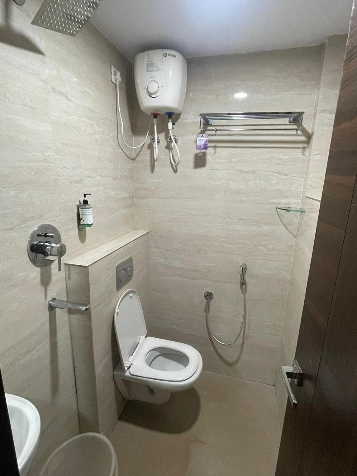 The Butterfly Luxury Serviced Apartments Visakhapatnam Exterior photo