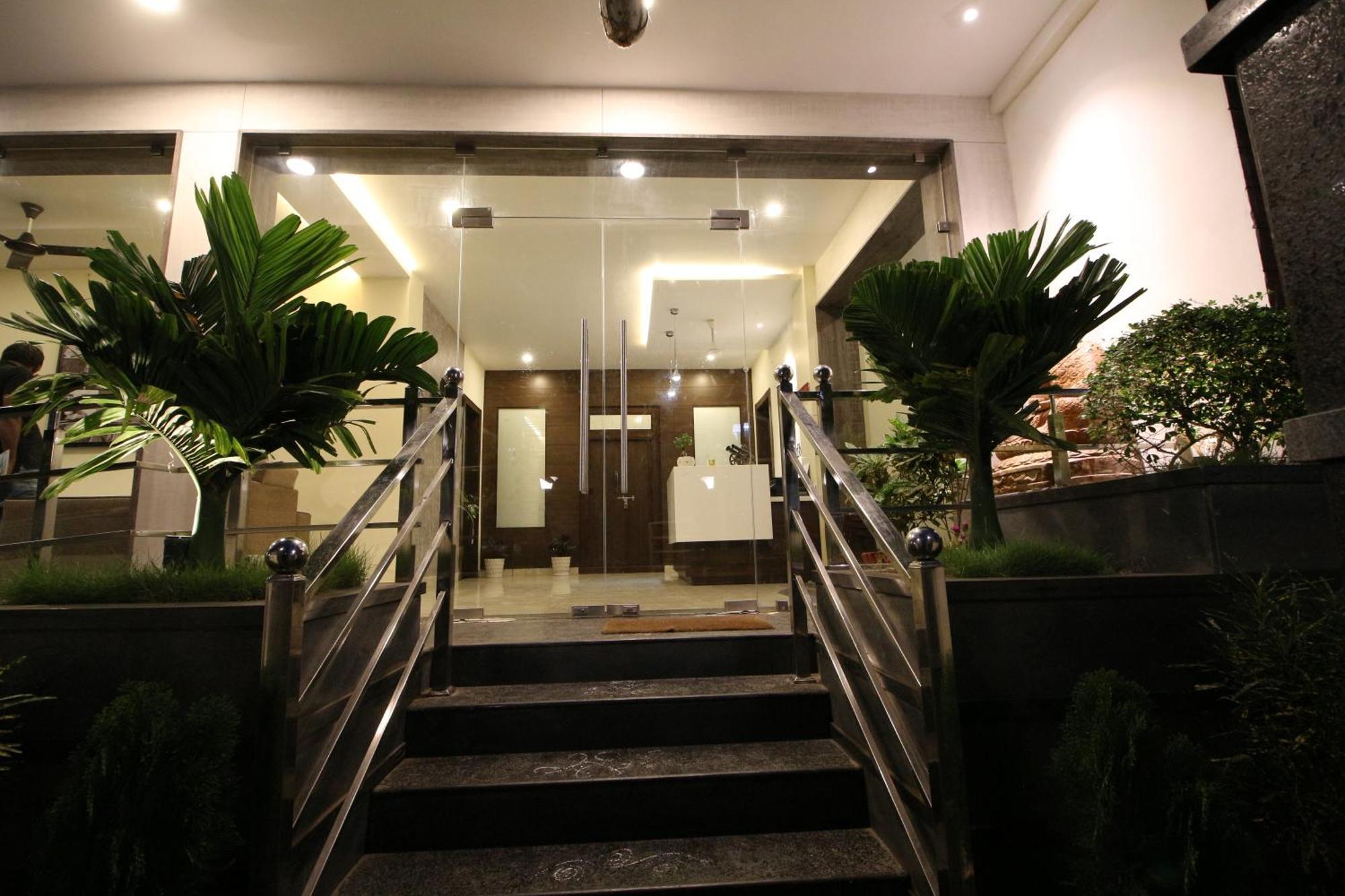 The Butterfly Luxury Serviced Apartments Visakhapatnam Exterior photo